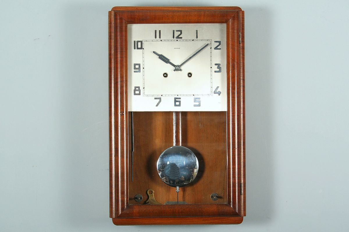 moderní hodiny 30.léta